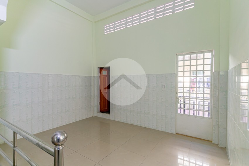 3 Bedroom Shophouse For Rent - Phsar Daeum Thkov, Phnom Penh