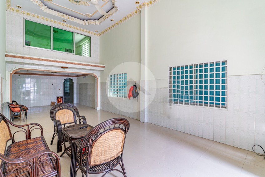 3 Bedroom Shophouse For Rent - Phsar Daeum Thkov, Phnom Penh