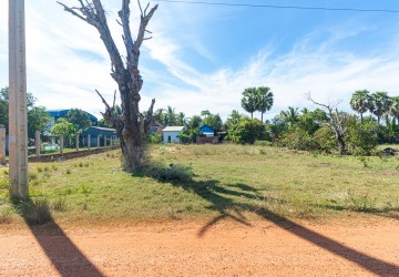 1,297 Sqm Land For Sale - Kandaek, Prasat Bakong, Siem Reap thumbnail