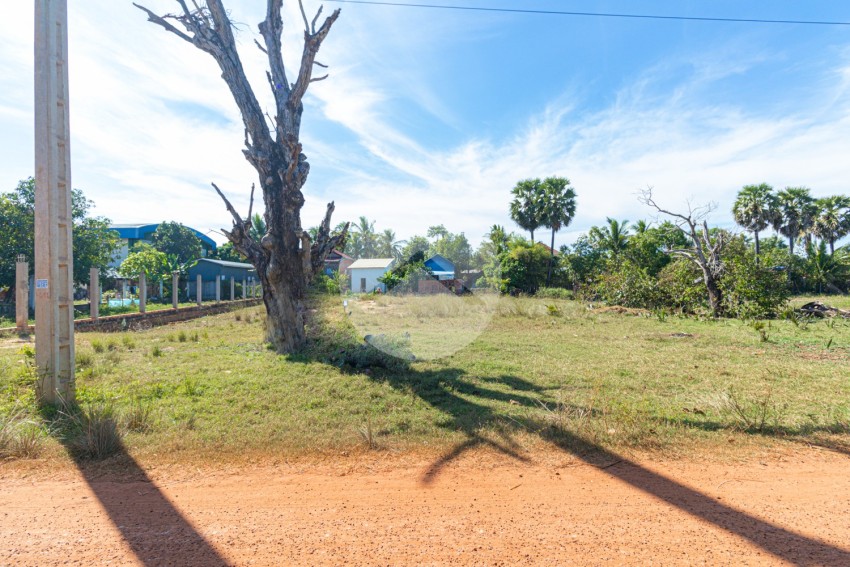 ដី ១២៩៧​ ម៉ែត្រការ៉េ សម្រាប់លក់ - ឃុំកណ្តែក, ស្រុកប្រាសាទបាគង, ខេត្តសៀមរាប