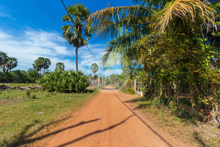 ដី ១២៩៧​ ម៉ែត្រការ៉េ សម្រាប់លក់ - ឃុំកណ្តែក, ស្រុកប្រាសាទបាគង, ខេត្តសៀមរាប