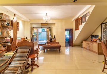 4 Bedroom Commercial Villa For Rent - Tonle Bassac, Phnom Penh thumbnail