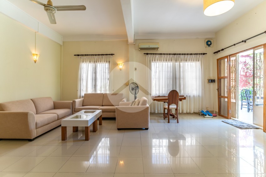 4 Bedroom Commercial Villa For Rent - Tonle Bassac, Phnom Penh