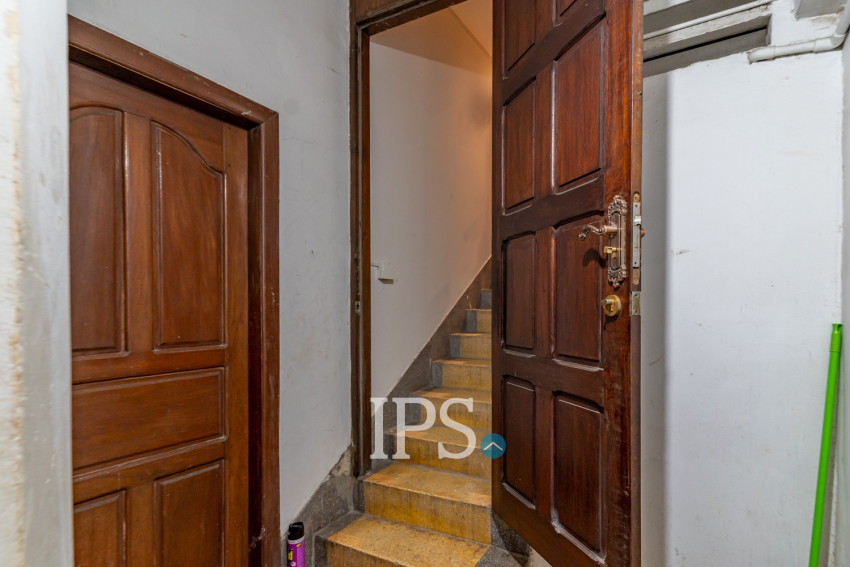 Renovated Duplex 2 Bedroom For Rent - Chey Chumneah, Phnom Penh