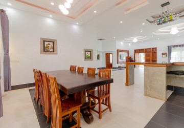 3 Bedroom Villa For Rent - Sala Kamreuk, Siem Reap thumbnail