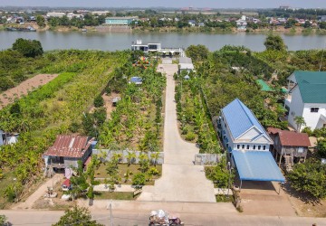 4 Bedroom Holiday Home For Rent - Kaoh Anlong Chen, Kandal Province thumbnail