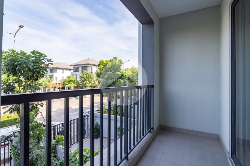 4 Bedroom Link Villa For Rent - Borey Chip Mong  598, Chrang Chamres,  Phnom Penh