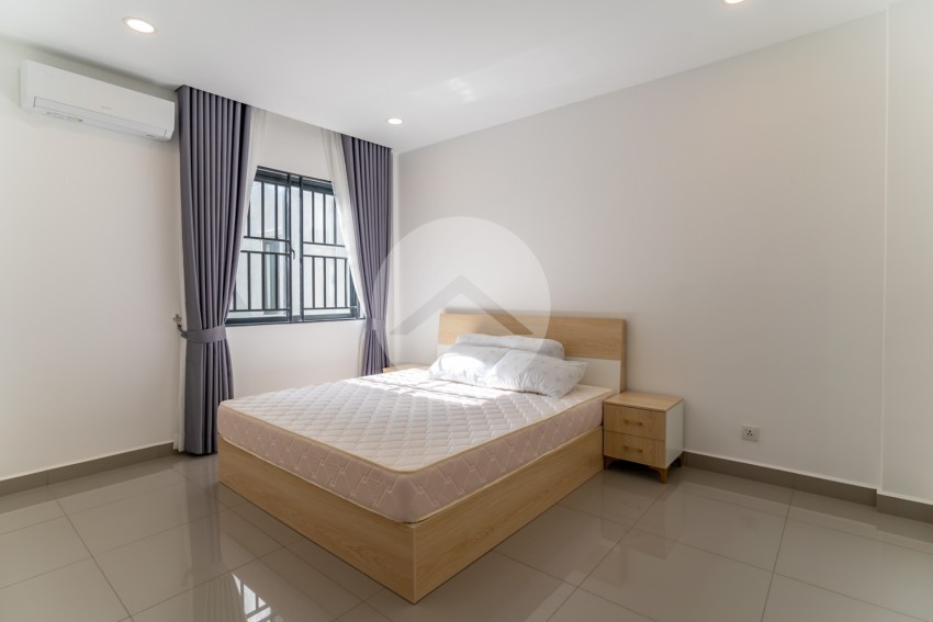 4 Bedroom Link Villa For Rent - Borey Chip Mong  598, Chrang Chamres,  Phnom Penh