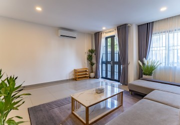 4 Bedroom Link Villa For Rent - Borey Chip Mong  598, Chrang Chamres,  Phnom Penh thumbnail