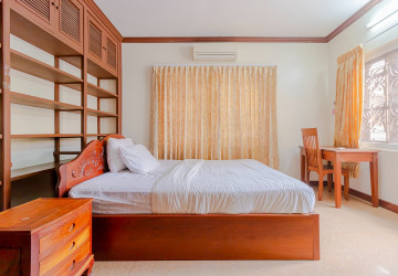 1 Bedroom Apartment For Rent - Sala Kamreuk, Siem Reap thumbnail