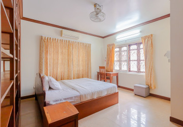 1 Bedroom Apartment For Rent - Sala Kamreuk, Siem Reap thumbnail