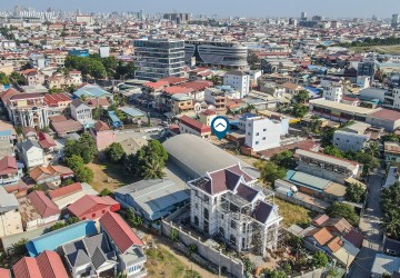 1,030  Sqm Land For Sale -  Kakab 1, Phnom Penh thumbnail