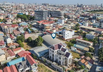 1,990 Sqm Commercial Land For Rent - Kakab 1, Phnom Penh thumbnail