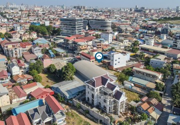 1,030 Sqm Commercial Land For Rent - Kakab 1, Phnom Penh thumbnail