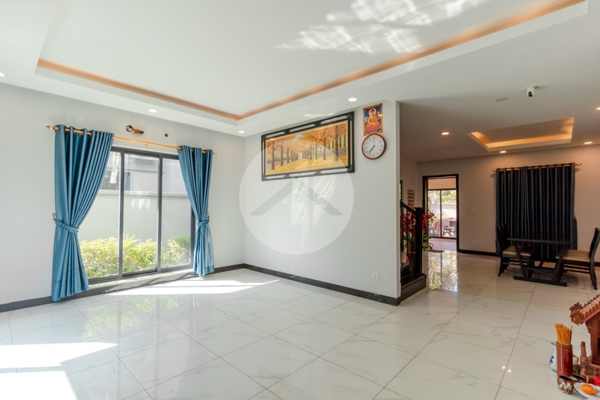 3 Bedroom Twin Villa For Sale - Borey Tourism City, Kandek, Siem Reap