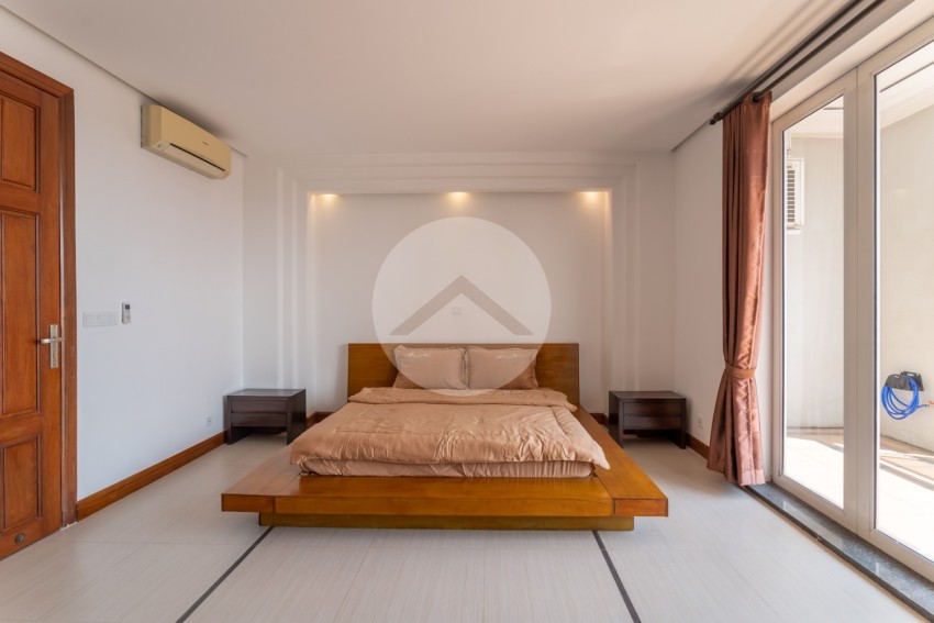 2 Bedroom Serviced Apartment For Rent - Toul Tum Poung 1, Phnom Penh