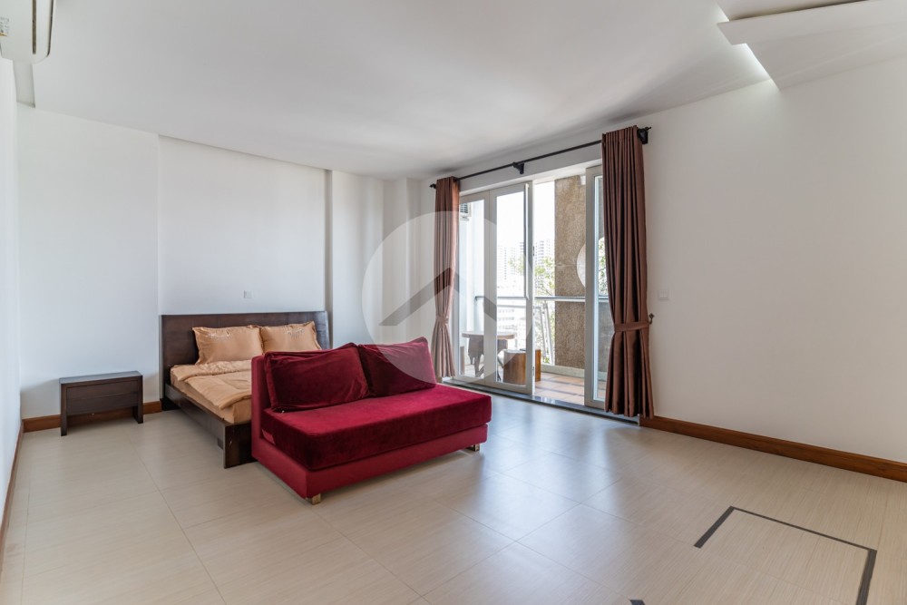 2 Bedroom Serviced Apartment For Rent - Toul Tum Poung 1, Phnom Penh - Image 12