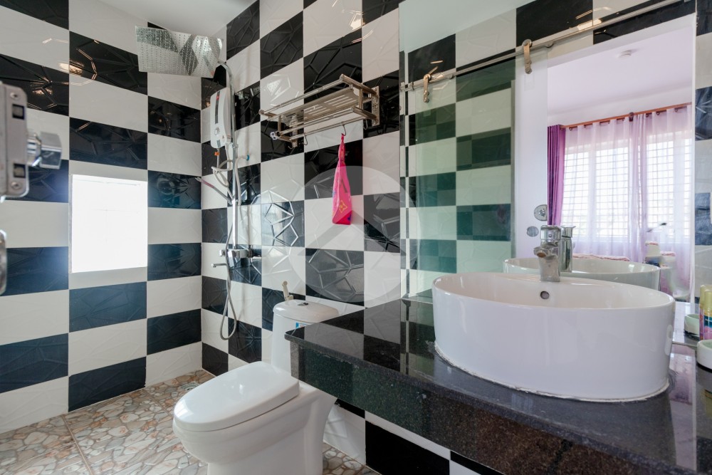 3 Bedroom Villa For Sale - Sangkat Siem Reap, Siem Reap - Image 18