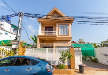 3 Bedroom Villa For Sale - Sangkat Siem Reap, Siem Reap thumbnail