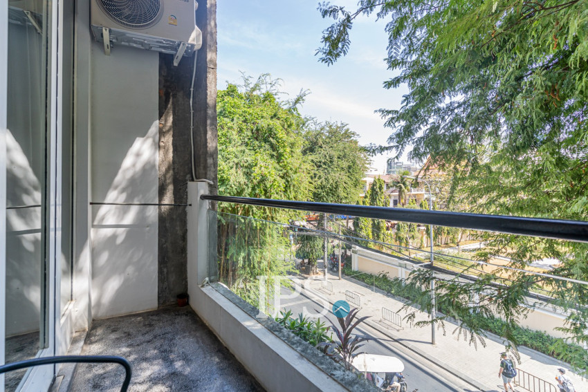 Loft 1 Bedroom Serviced Apartment For Rent - Chey Chumneah, Phnom Penh