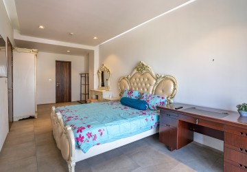 3 Bedroom Condo For Rent - Phnom Penh Thmey, Phnom Penh thumbnail