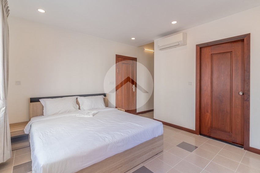 2 Bedroom Serviced Apartment For Rent - BKK1, Phnom Penh