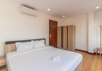 2 Bedroom Serviced Apartment For Rent - BKK1, Phnom Penh thumbnail