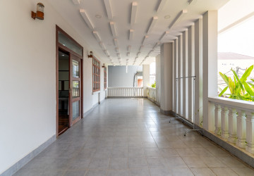 2 Bedroom Serviced Apartment For Rent - Toul Tum Poung 1, Phnom Penh thumbnail
