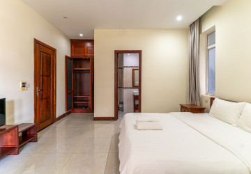 2 Bedroom Serviced Apartment For Rent - Toul Tum Poung 1, Phnom Penh thumbnail