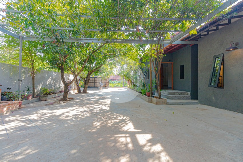 3 Bedroom House For Sale - Sala Kamreuk, Siem Reap