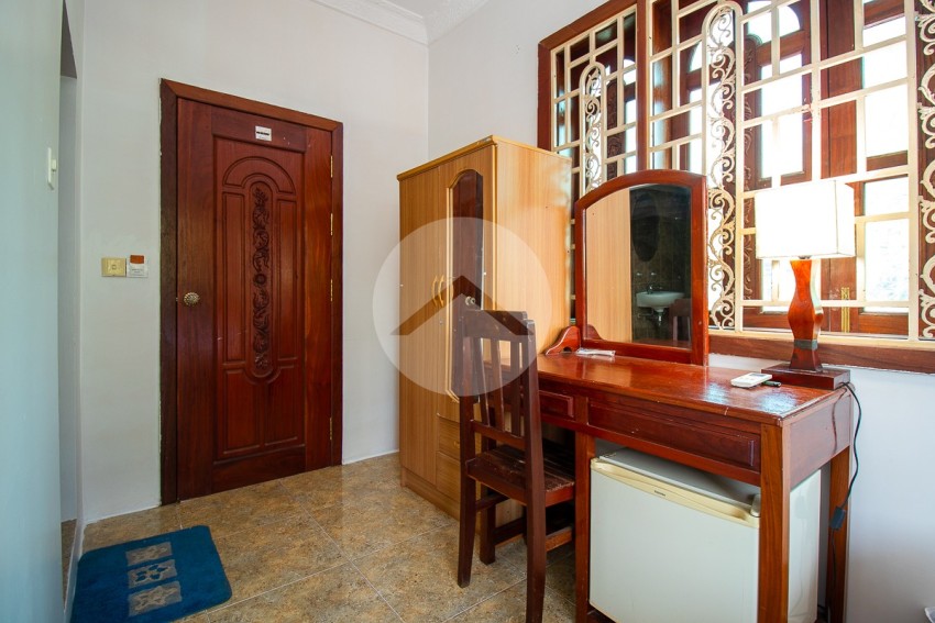 13 Bedroom Guesthouse For Rent - Sala Kamreuk, Siem Reap