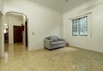 13 Bedroom Guesthouse For Rent - Sala Kamreuk, Siem Reap thumbnail