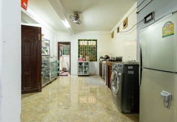 13 Bedroom Guesthouse For Rent - Sala Kamreuk, Siem Reap thumbnail