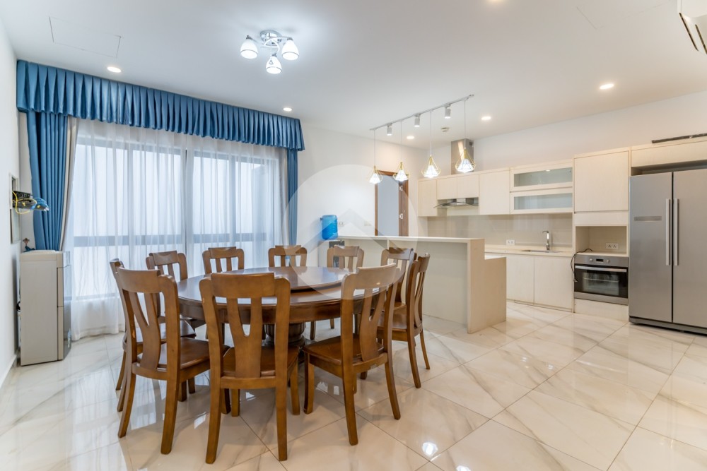 5 Bedroom Villa For Rent - Boeung Kak 1, Phnom Penh - Image 5