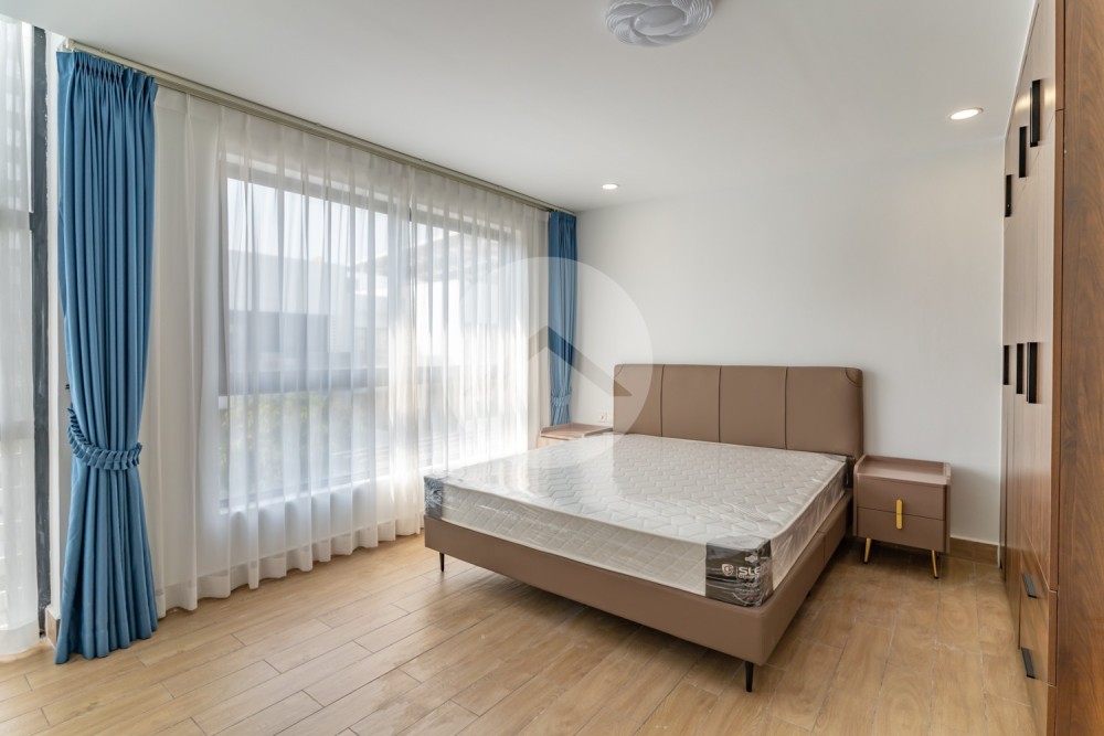 5 Bedroom Villa For Rent - Boeung Kak 1, Phnom Penh - Image 18