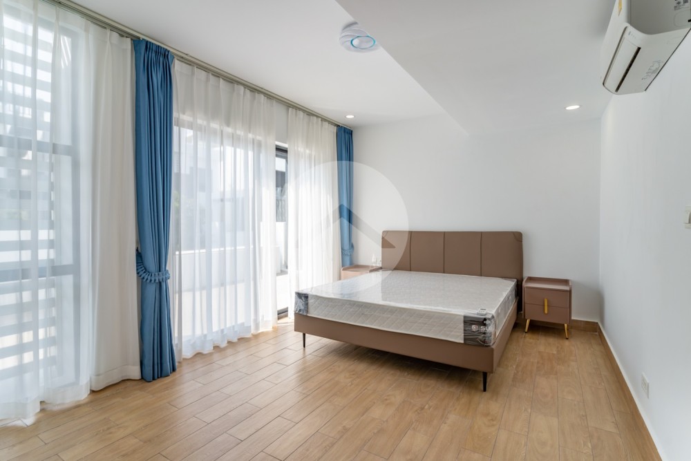 5 Bedroom Villa For Rent - Boeung Kak 1, Phnom Penh - Image 13