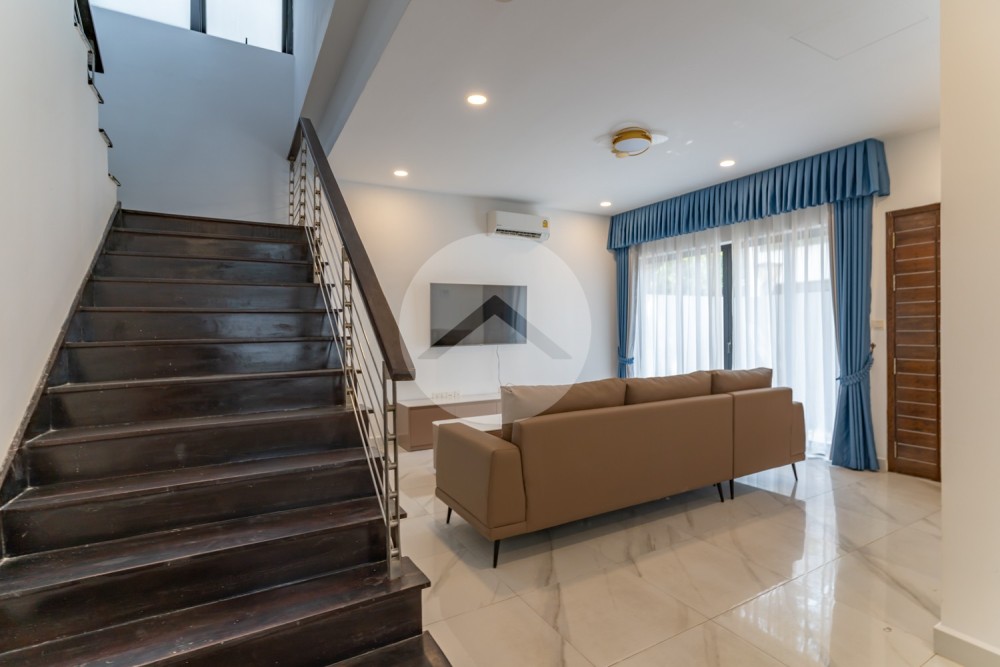 5 Bedroom Villa For Rent - Boeung Kak 1, Phnom Penh - Image 4