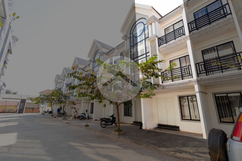 3 Bedroom Townhouse For Rent - Svay Dangkum, Siem Reap