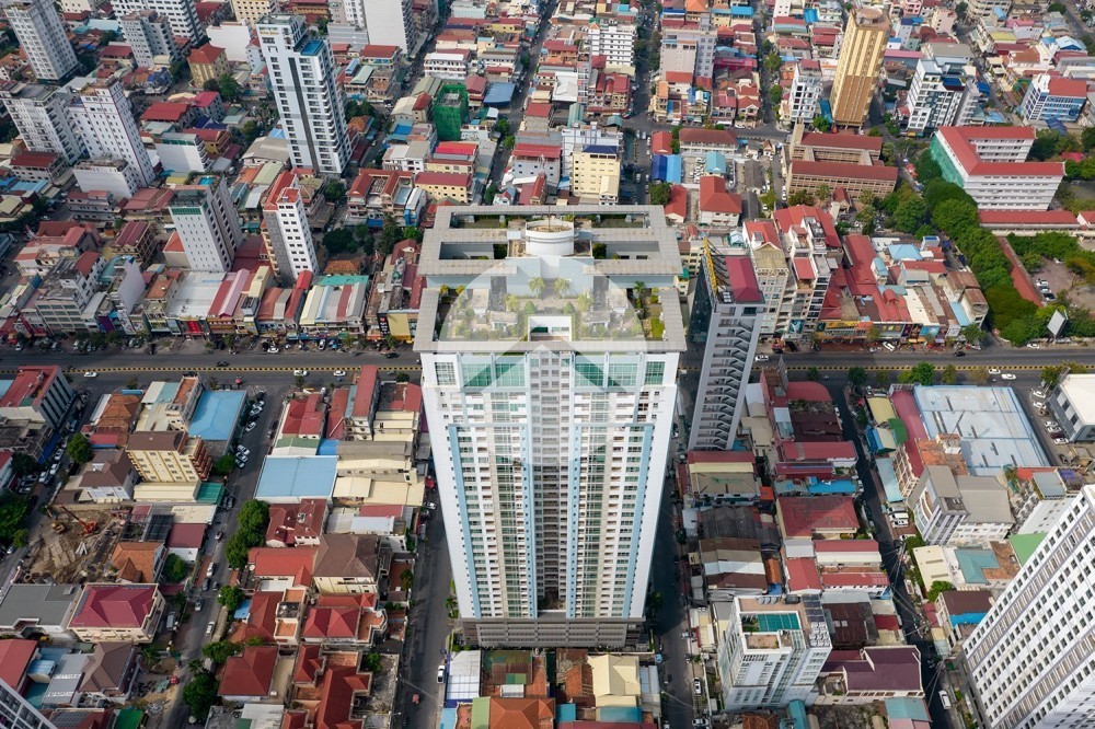 13th Floor 1 Bedroom Condo For Sale - De Castle Royal, BKK1, Phnom Penh - Image 18