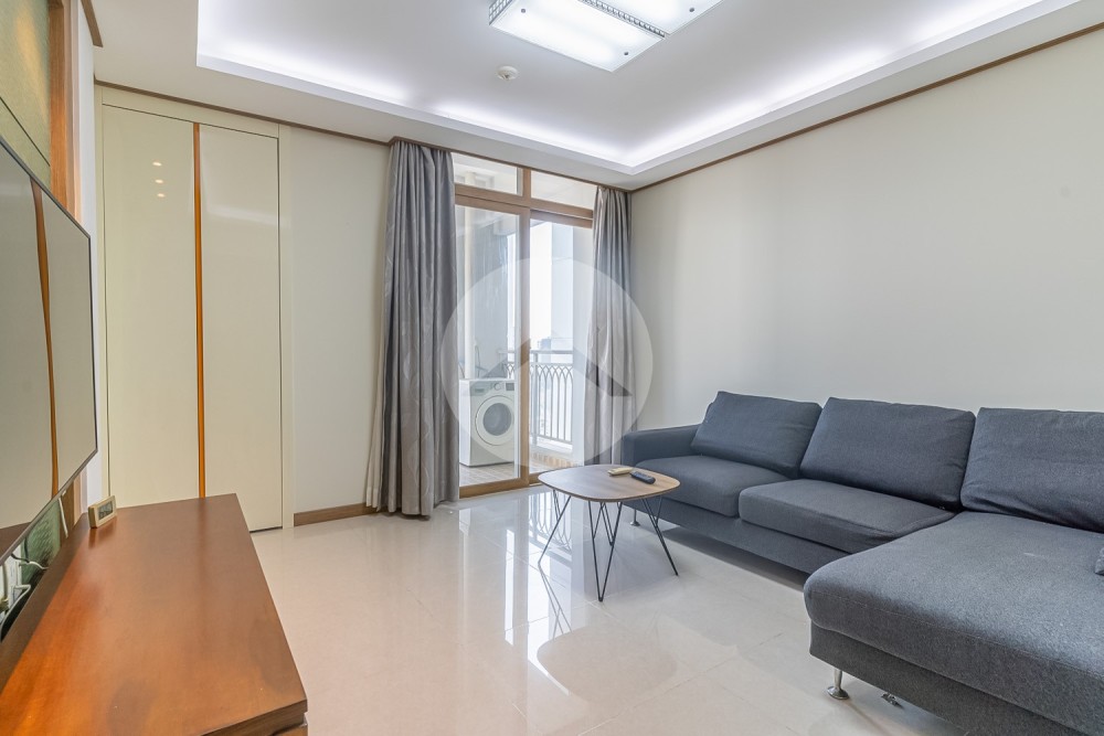 13th Floor 1 Bedroom Condo For Sale - De Castle Royal, BKK1, Phnom Penh - Image 3