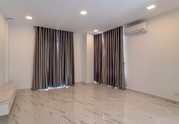 72 Unit Serviced Apartment Building For Sale - Boeung Trabek, Phnom Penh thumbnail