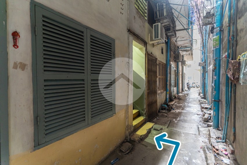 Renovated 3 Bedroom Duplex Apartment For Rent - Phsar Kandal 2, Phnom Penh