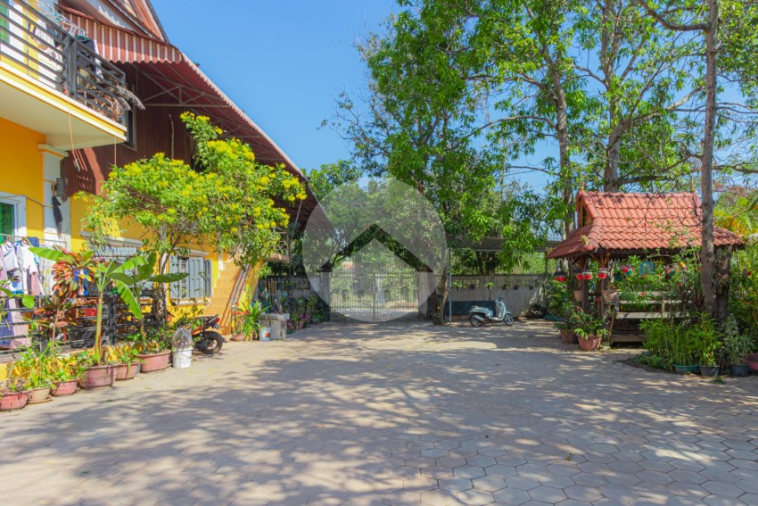 2 Bedroom Apartment For Rent - Kouk Chak, Siem Reap