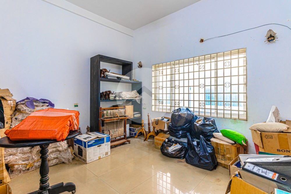 4 Bedroom Flat For Rent - Kouk Chak, Siem Reap - Image 17