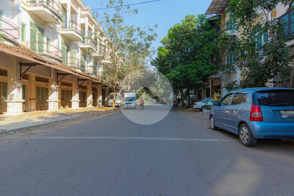 4 Bedroom Flat For Rent - Kouk Chak, Siem Reap - Image 35