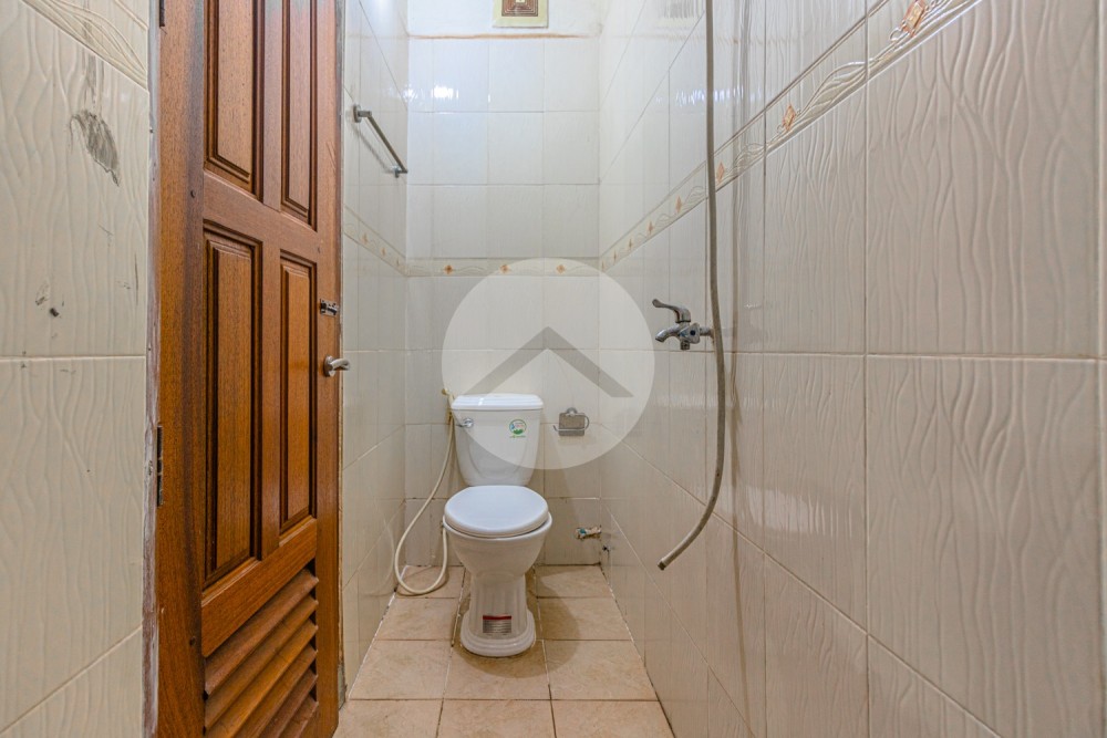 4 Bedroom Flat For Rent - Kouk Chak, Siem Reap - Image 23