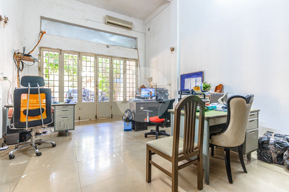 4 Bedroom Flat For Rent - Kouk Chak, Siem Reap - Image 5