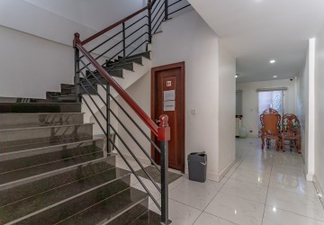 3 Storey Double Shophouse For Rent - Srah Chork, Phnom Penh thumbnail