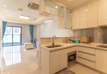 2 Bedroom Condo For Rent - Diamond Twin Tower, Tonle Bassac, Phnom Penh thumbnail