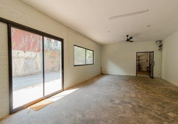 150 Sqm Office Space For Rent - Sala Kamreuk, Siem Reap thumbnail